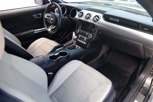 2018 Ford Mustang EcoBoost Convertible - 23040061 - 15