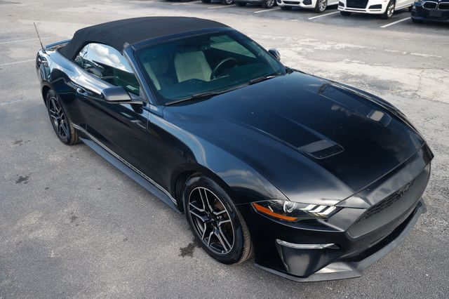 2018 Ford Mustang EcoBoost Convertible - 23040061 - 16