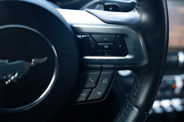 2018 Ford Mustang EcoBoost Convertible - 23040061 - 25