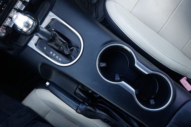 2018 Ford Mustang EcoBoost Convertible - 23040061 - 34
