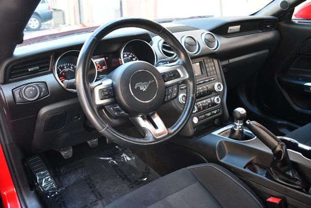 2018 Ford Mustang EcoBoost Fastback - 23004001 - 19