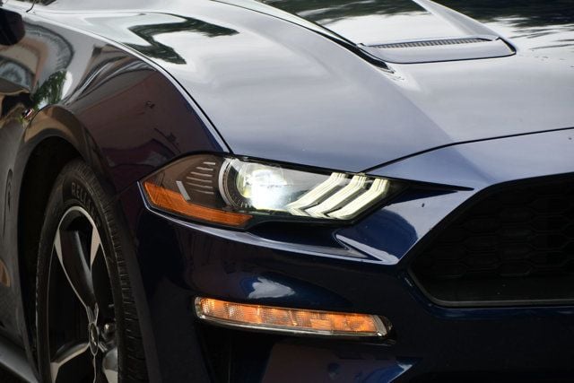 2018 Ford Mustang EcoBoost Fastback - 23039456 - 9