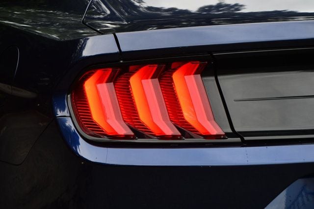 2018 Ford Mustang EcoBoost Fastback - 23039456 - 15