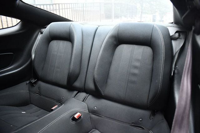 2018 Ford Mustang EcoBoost Fastback - 23039456 - 22