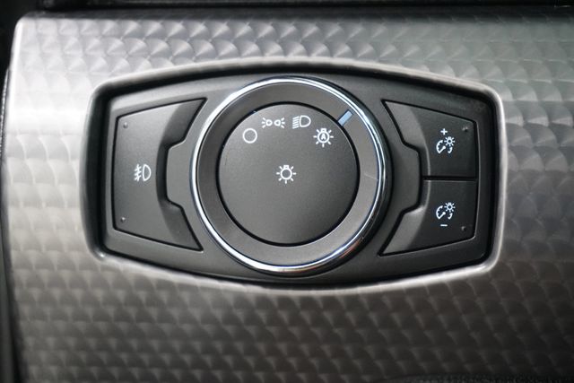 2018 Ford Mustang EcoBoost Fastback - 22896674 - 18