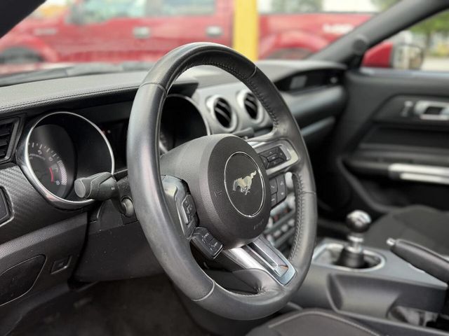 2018 Ford Mustang EcoBoost Fastback - 23048959 - 9