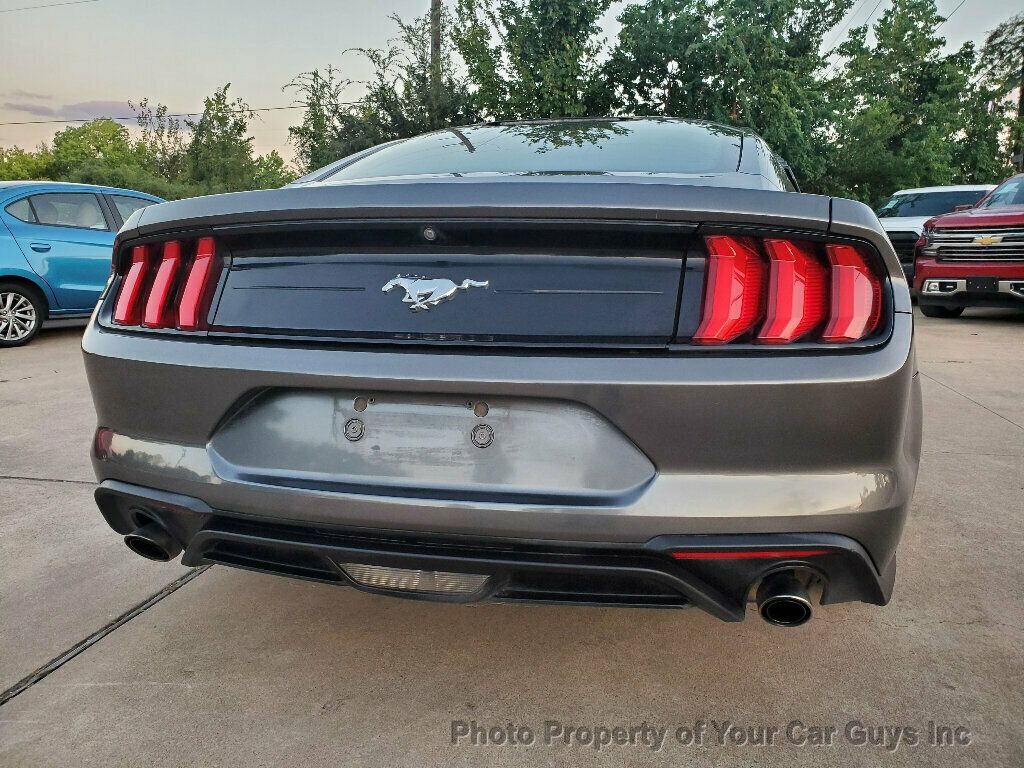 2018 Ford Mustang EcoBoost photo 10