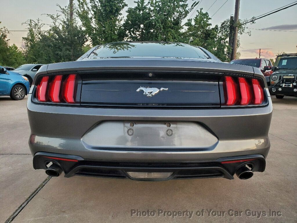 2018 Ford Mustang EcoBoost photo 11