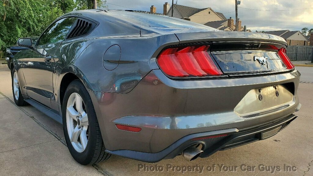 2018 Ford Mustang EcoBoost photo 17