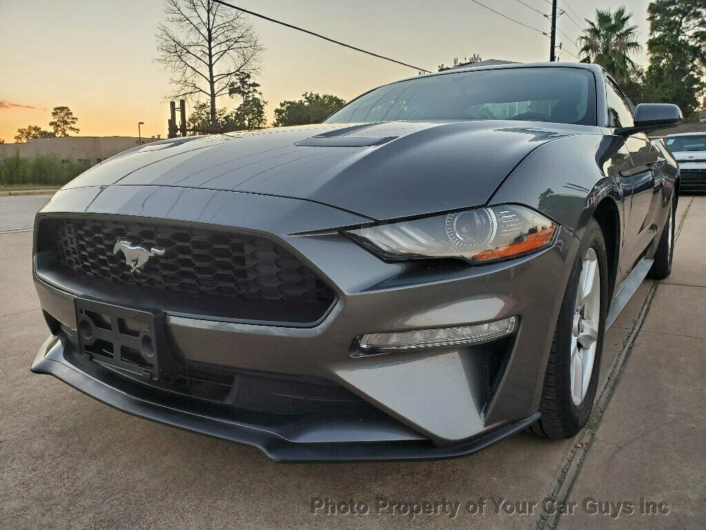 2018 Ford Mustang EcoBoost photo 2