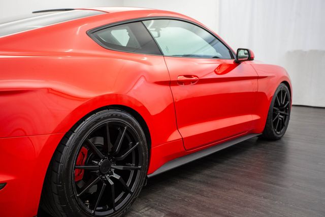 2018 Ford Mustang EcoBoost Fastback - 22413421 - 28