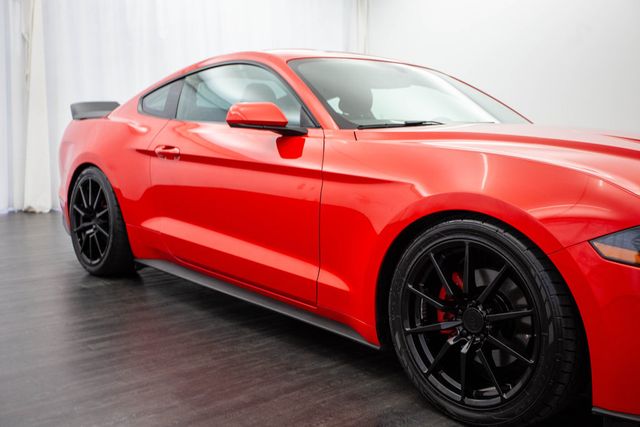 2018 Ford Mustang EcoBoost Fastback - 22413421 - 29