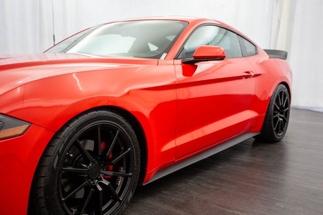 2018 Ford Mustang EcoBoost Fastback - 22413421 - 30
