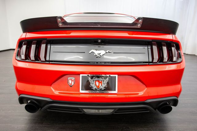 2018 Ford Mustang EcoBoost Fastback - 22413421 - 32