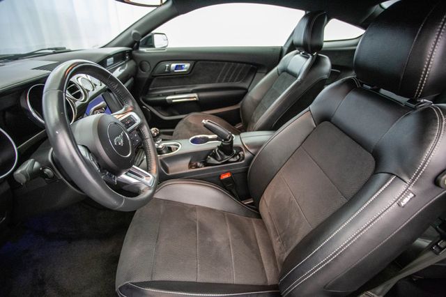 2018 Ford Mustang EcoBoost Fastback - 22895921 - 17