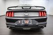 2018 Ford Mustang EcoBoost Fastback - 22895921 - 32