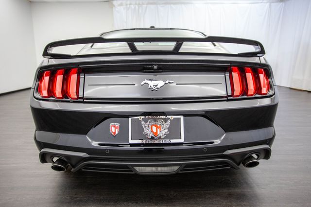 2018 Ford Mustang EcoBoost Fastback - 22895921 - 32