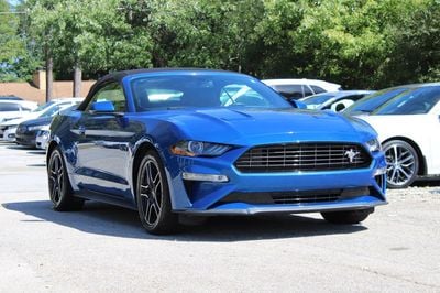2018 Ford Mustang - 1FATP8UH6J5155380