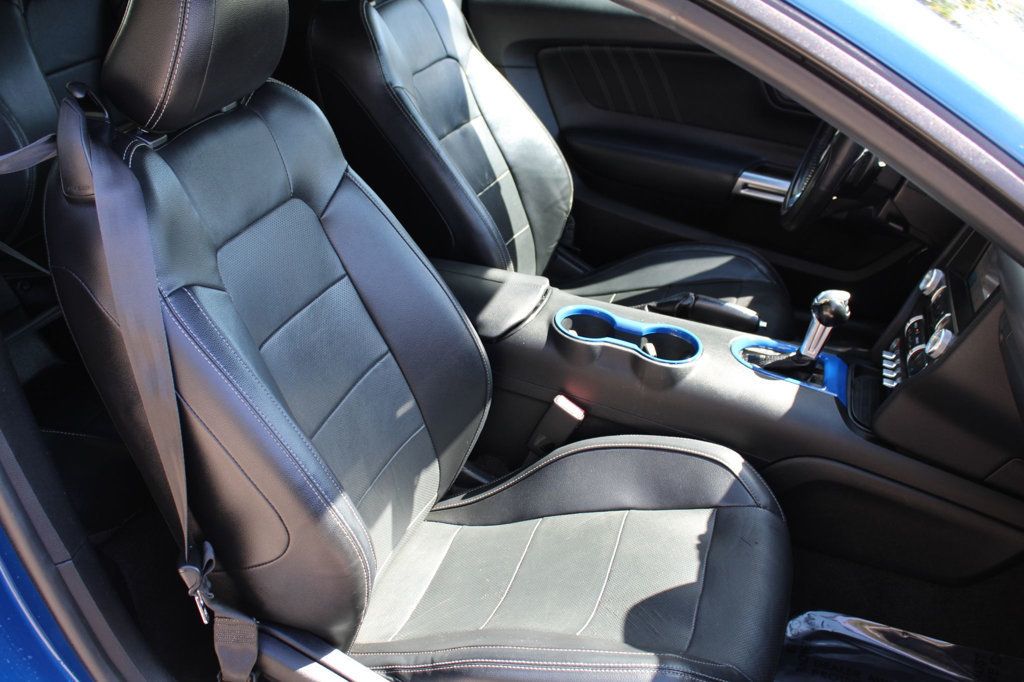 2018 Ford Mustang EcoBoost Premium Convertible photo 21