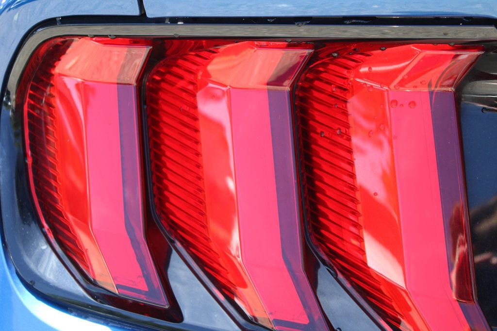 2018 Ford Mustang EcoBoost Premium Convertible photo 39