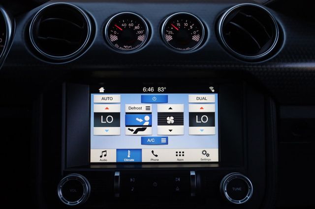 2018 Ford Mustang GT - 23045916 - 30