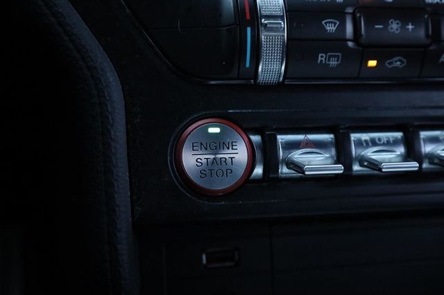 2018 Ford Mustang GT - 23045916 - 35