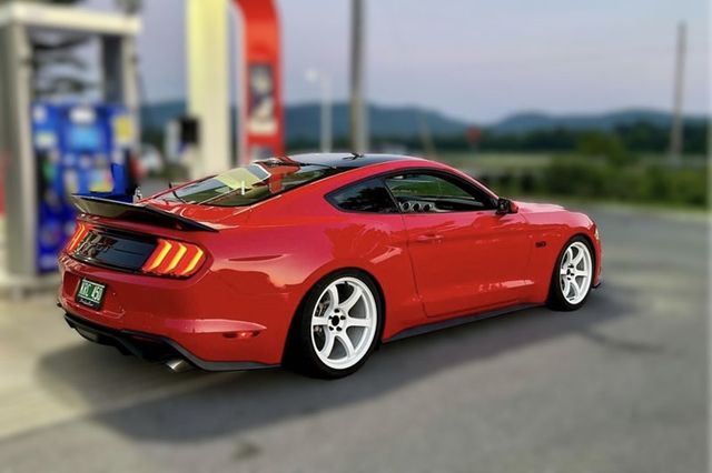 2018 Ford Mustang GT Fastback - 23091074 - 4