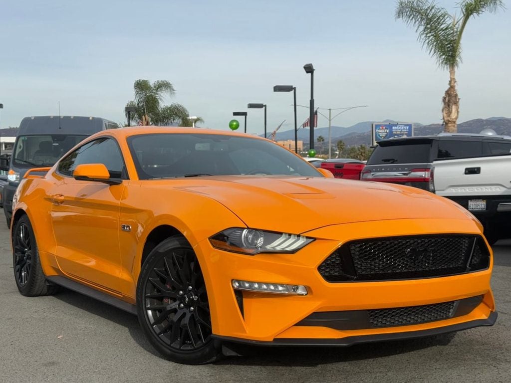 2018 Ford Mustang GT Premium Fastback - 22688575 - 1