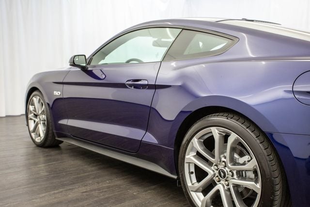 2018 Ford Mustang GT Premium Fastback - 22625991 - 27