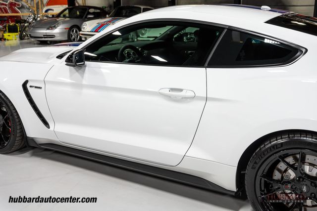 2018 Ford Mustang Shelby GT350 Fastback - 22908403 - 40