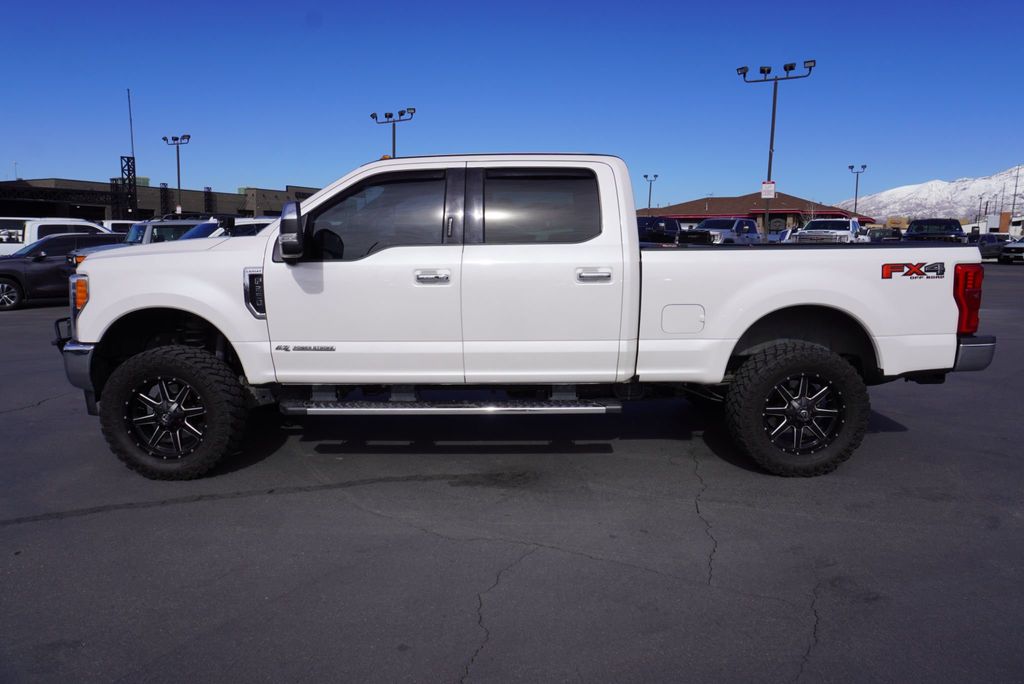 2018 Ford SUPER DUTY F-250 LARIAT FX4 - 22782631 - 1