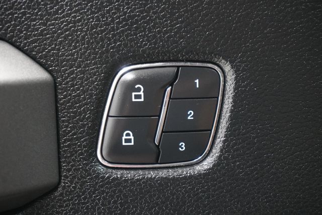 2018 Ford Super Duty F-250 SRW  - 22983990 - 16