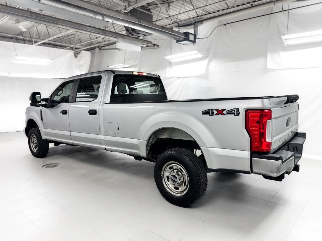 2018 Ford Super Duty F-250 SRW CREW CAB XL 4WD WITH LONG BED - 23065986 - 2
