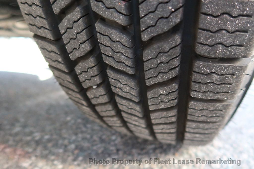 2018 Ford Super Duty F-250 SRW F250SD 2WD Reg Cab 9' Alum Flatbed - 22939549 - 32