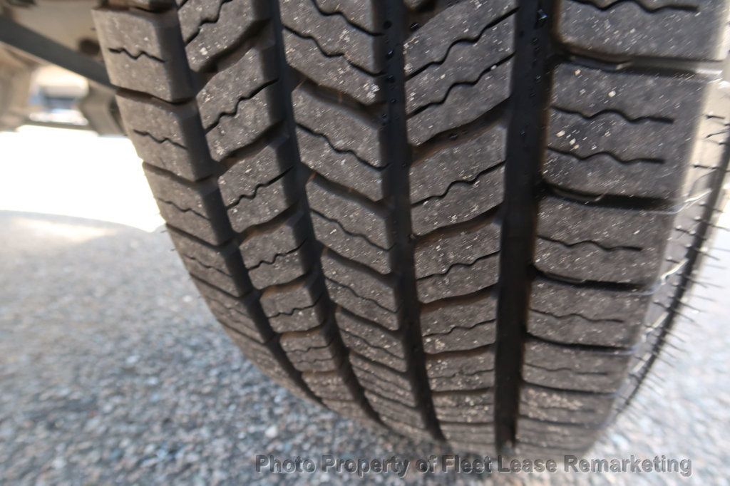 2018 Ford Super Duty F-250 SRW F250SD 2WD Reg Cab 9' Alum Flatbed - 22939549 - 34