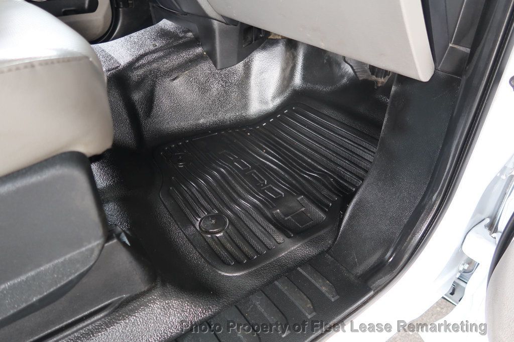 2018 Ford Super Duty F-250 SRW F250SD 4WD Crew Cab Utility  - 22969679 - 24