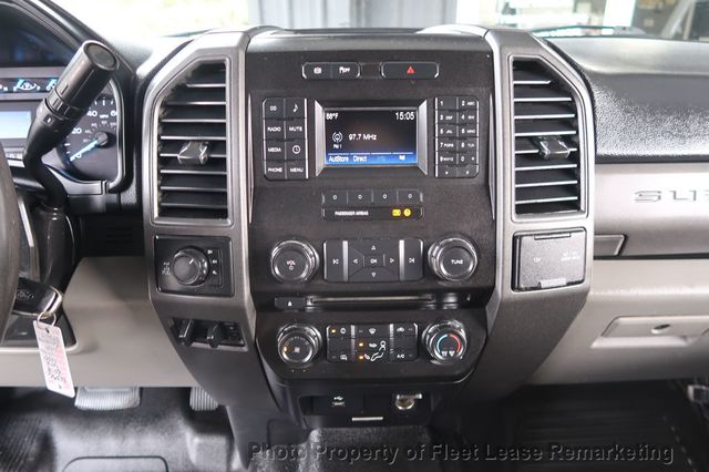 2018 Ford Super Duty F-250 SRW F250SD 4WD Crew Cab Utility  - 22969679 - 28