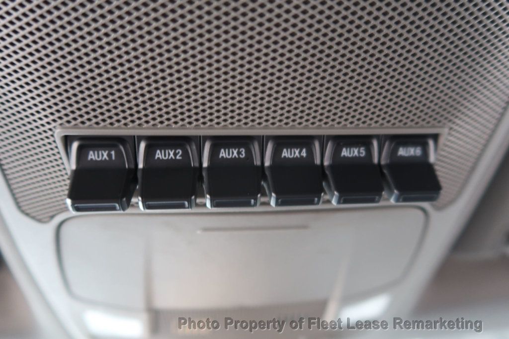 2018 Ford Super Duty F-250 SRW F250SD 4WD Crew Cab Utility  - 22969679 - 38