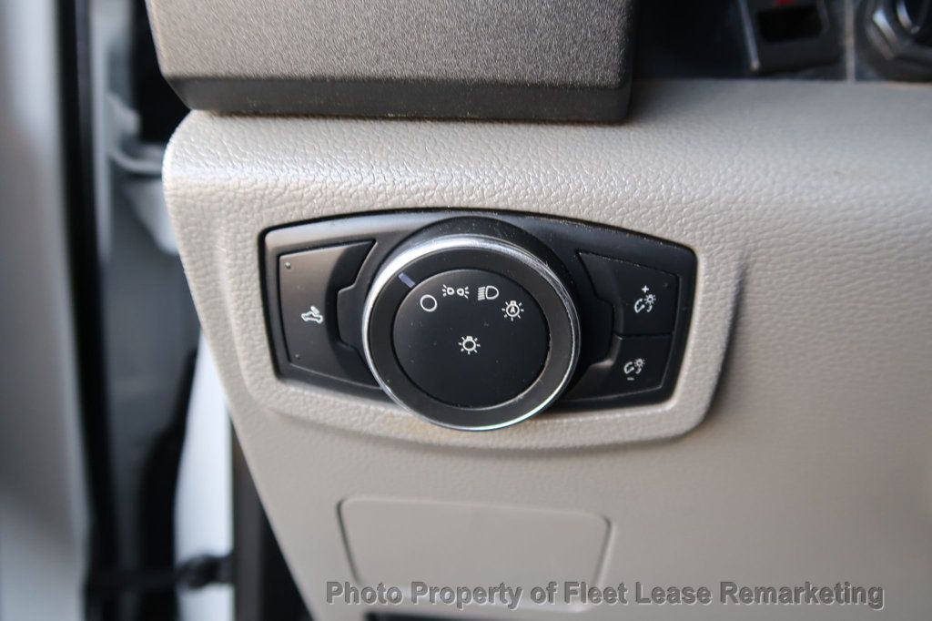 2018 Ford Super Duty F-250 SRW F250SD 4WD Crew Cab Utility  - 22974850 - 36