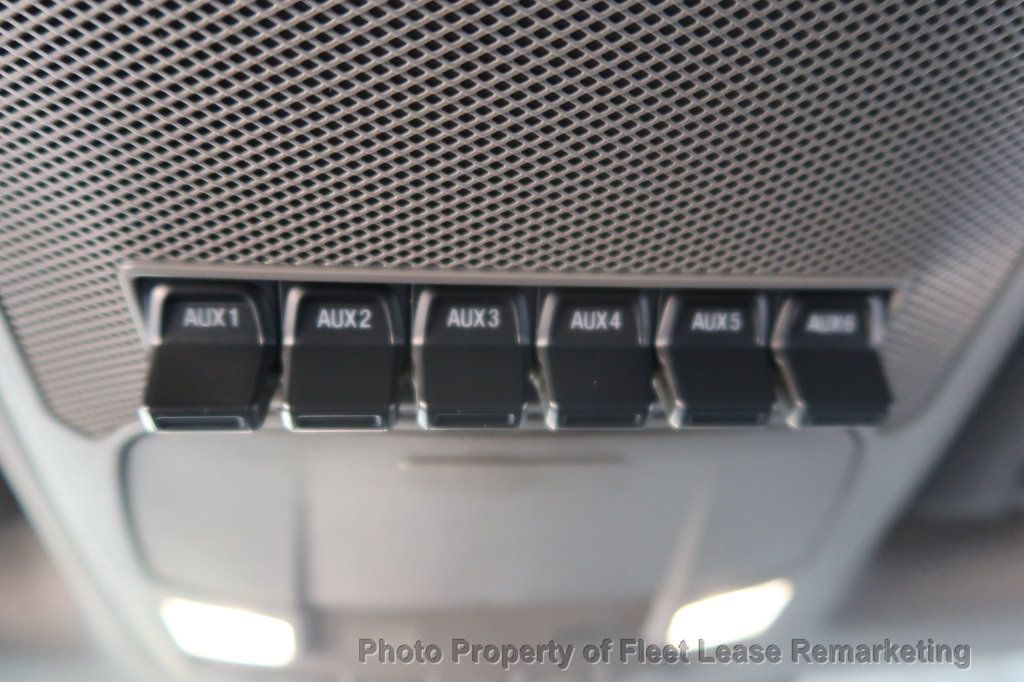 2018 Ford Super Duty F-250 SRW F250SD 4WD Crew Cab Utility  - 22974850 - 38