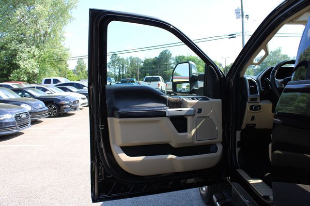 2018 Ford Super Duty F-250 SRW LARIAT 4WD Crew Cab 6.75' Box - 23024722 - 10