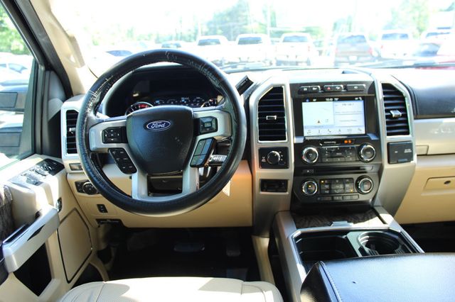 2018 Ford Super Duty F-250 SRW LARIAT 4WD Crew Cab 6.75' Box - 23024722 - 13