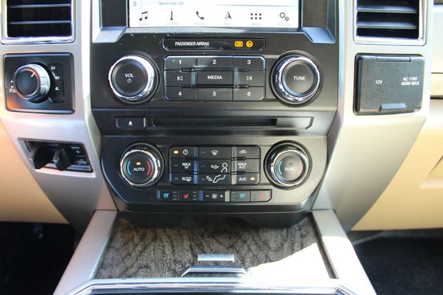 2018 Ford Super Duty F-250 SRW LARIAT 4WD Crew Cab 6.75' Box - 23024722 - 17