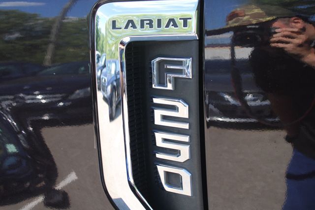 2018 Ford Super Duty F-250 SRW LARIAT 4WD Crew Cab 6.75' Box - 23024722 - 33