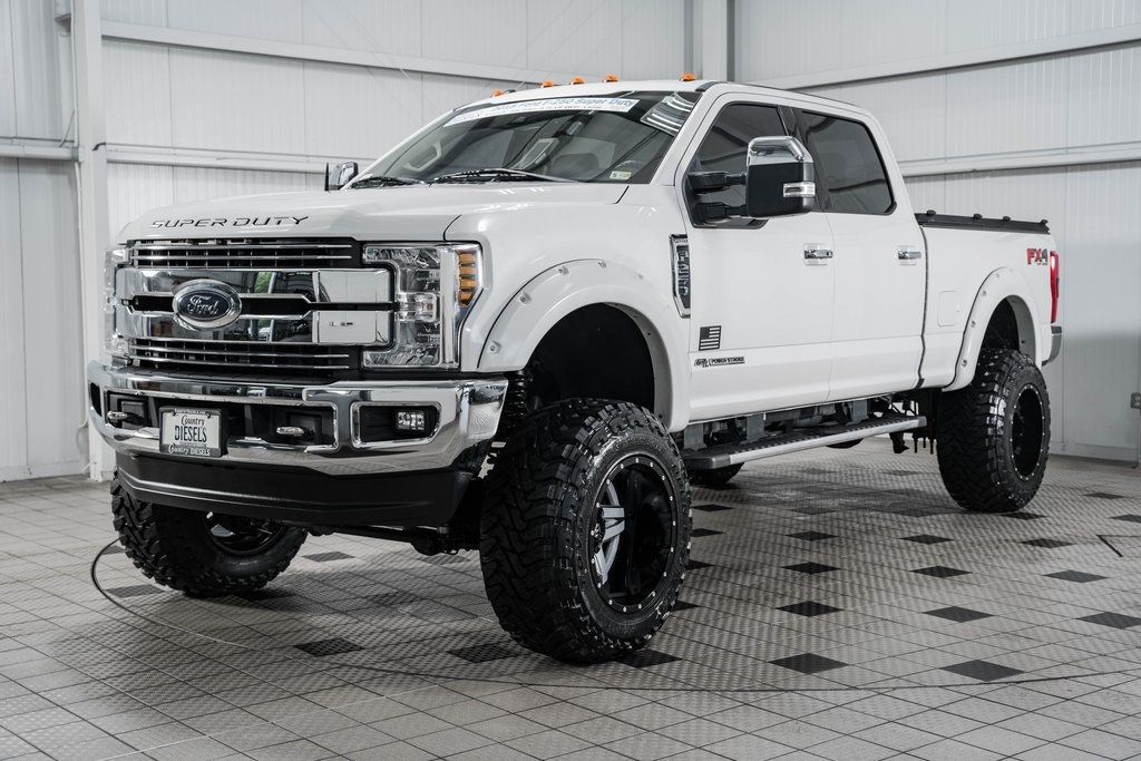 2018 Ford Super Duty F-250 SRW Lariat UltImate FX4 Lifted - 22414469 - 2