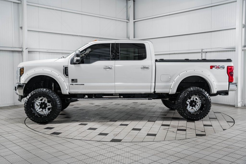 2018 Ford Super Duty F-250 SRW Lariat UltImate FX4 Lifted - 22414469 - 3
