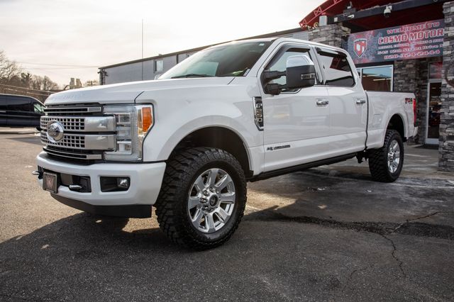 2018 Ford Super Duty F-250 SRW Platinum 4WD Crew Cab 6.75' Box - 22974273 - 28