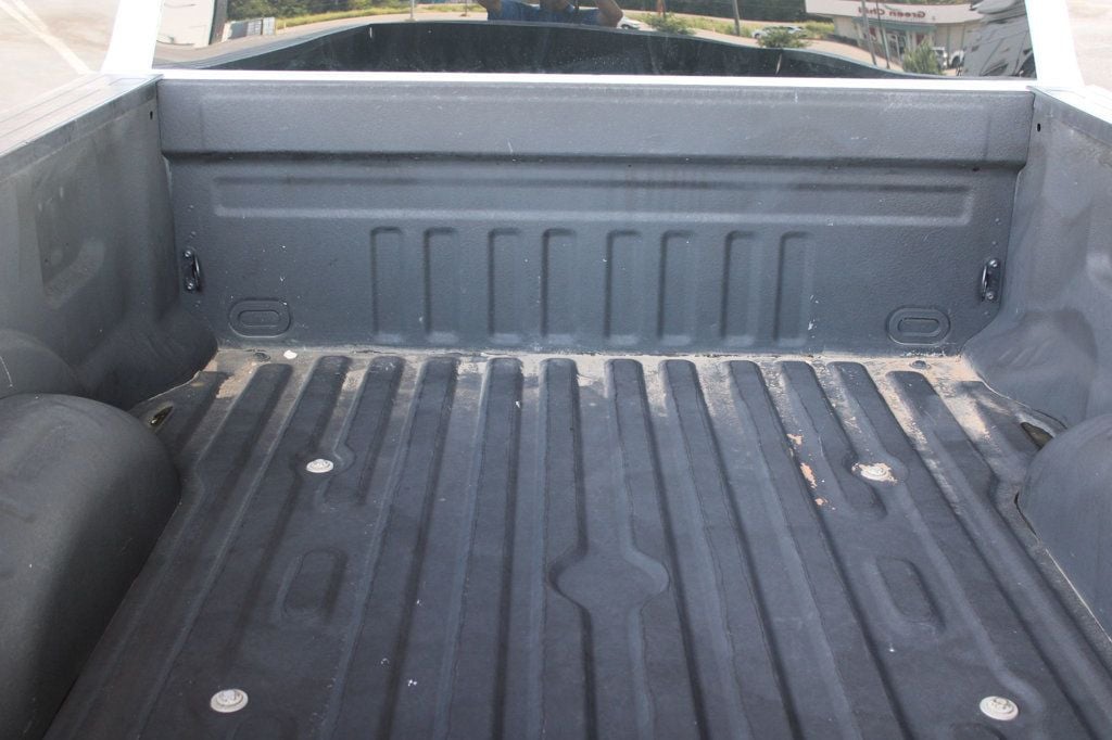 2018 Ford Super Duty F-250 SRW XL 4WD Crew Cab 6.75' Box - 23079644 - 10