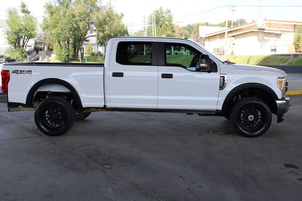 2018 Ford Super Duty F-250 SRW XL 4WD Crew Cab 6.75' Box - 23079644 - 3
