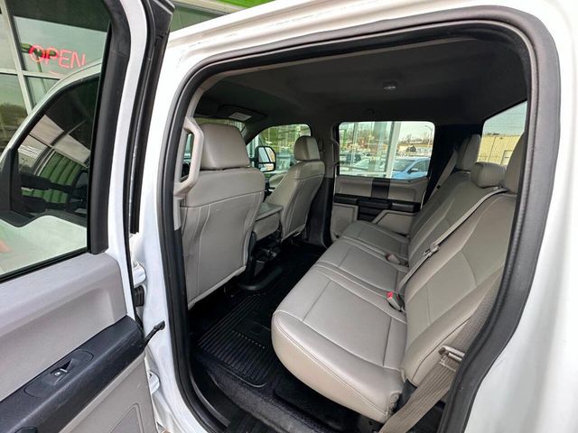 2018 Ford Super Duty F-250 SRW XL 4x4 4dr Crew Cab 8 ft. LB Pickup - 22959346 - 12